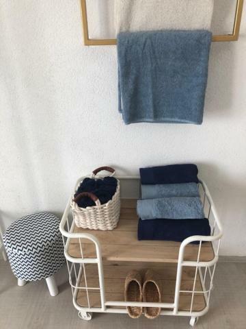 Villa Beline Direct Aan Zee, Verwarmd Zwembad En Sauna トゥリバニ・クルシサ エクステリア 写真