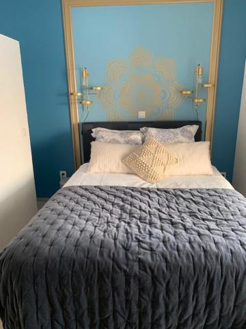 Villa Beline Direct Aan Zee, Verwarmd Zwembad En Sauna トゥリバニ・クルシサ エクステリア 写真
